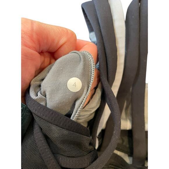 Lululemon Women 4 Energy Bra Exhale Blurry Belle Battleship Black & Grey Striped - Picture 10 of 13